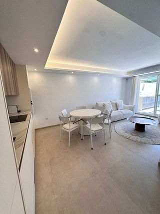 Piso en alquiler en Nueva Andalucía centro en Marbella