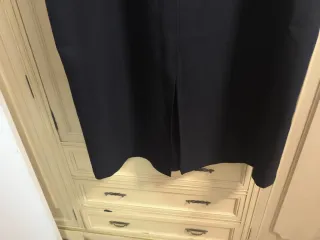 Falda negra talla 56