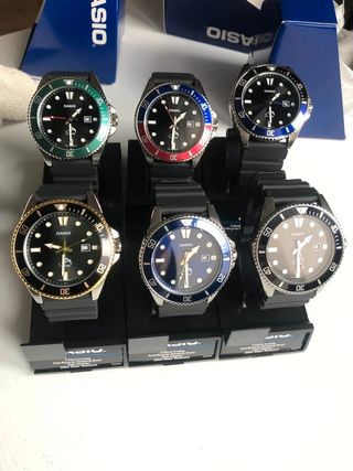 Casio MDV 106 marlin con ghiera oro NUOVO