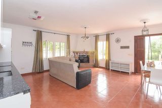 Casa rural en venta en Almijara - Capistrano - Cueva de Nerja en Nerja