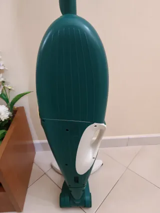 Folletto VK 136 Aspirapolvere