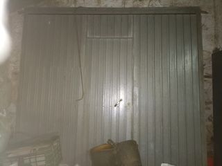 Puerta de garaje metálica