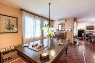 Chalet en venta en Zubia (La)