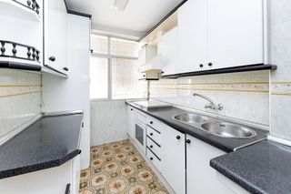 Piso en venta en Pajaritos - Plaza de Toros en Granada