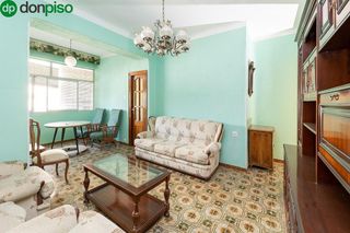 Piso en venta en Pajaritos - Plaza de Toros en Granada