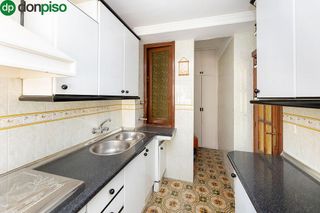 Piso en venta en Pajaritos - Plaza de Toros en Granada