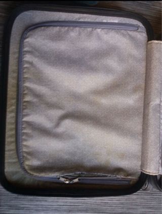 Maleta de mano rígida gris