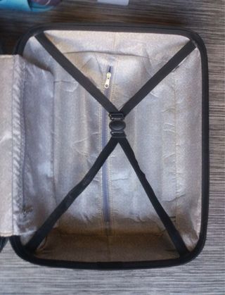 Maleta de mano rígida gris