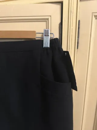 Falda negra Talla 44-46