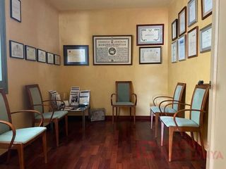 Oficina en venta en Eixample Nord – La Devesa en Girona