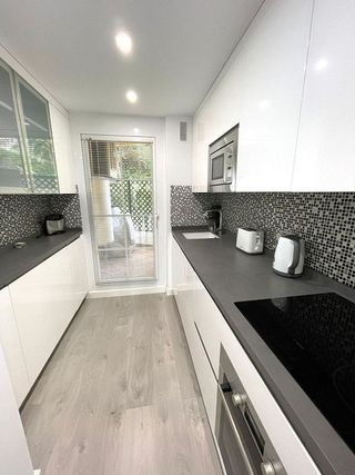 Piso en alquiler en Nueva Andalucía centro en Marbella