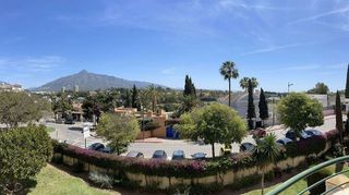 Piso en alquiler en Nueva Andalucía centro en Marbella