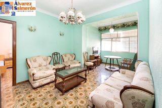 Piso en venta en Pajaritos - Plaza de Toros en Granada