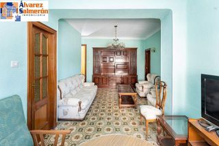 Piso en venta en Pajaritos - Plaza de Toros en Granada