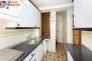 Piso en venta en Pajaritos - Plaza de Toros en Granada