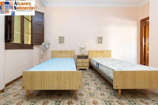 Piso en venta en Pajaritos - Plaza de Toros en Granada