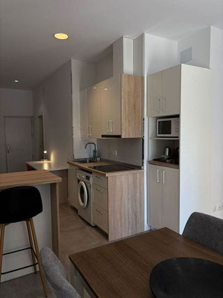 Piso en alquiler en Parque Mediterráneo - Santa Paula en Málaga