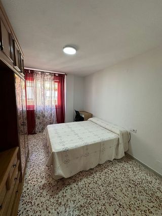Piso en venta en Ciudad Jardín - Tagarete - El Zapillo en Almería