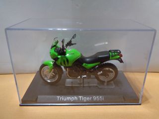 Triumph Tiger 955i Miniatura 1/24