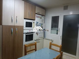 Piso en venta en Santa Cruz - Industria - Polígono Campollano en Albacete