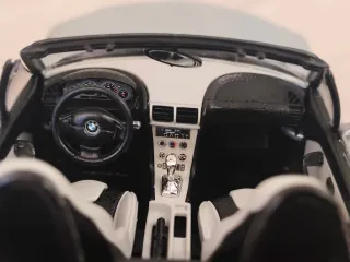 Bburago 1:18 BMW M Roadster 1996