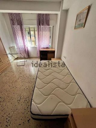 Piso en alquiler en Pajaritos - Plaza de Toros en Granada