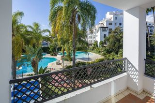 Piso en alquiler en Puerto Banús en Marbella