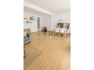 Piso en alquiler en Exposició en Valencia