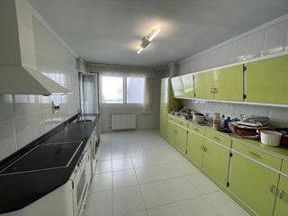 Piso en venta en Centro - Desierto - Arrontegi en Barakaldo