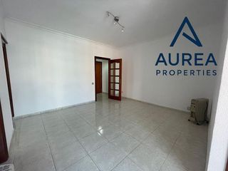 Piso en alquiler en El Gall en Esplugues de Llobregat