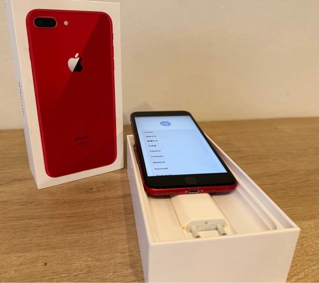 iPhone 8 Plus Rojo 64GB