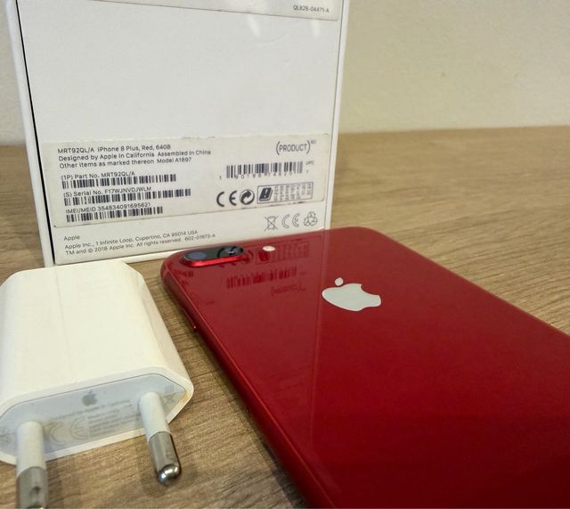 iPhone 8 Plus Rojo 64GB