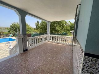 Chalet en venta en Lucena