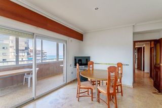 Piso en venta en Playa de San Juan en Alicante