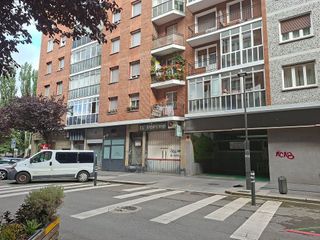 Garaje en venta en Coronación en Vitoria-Gasteiz