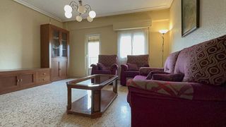 Piso en alquiler en Yecla