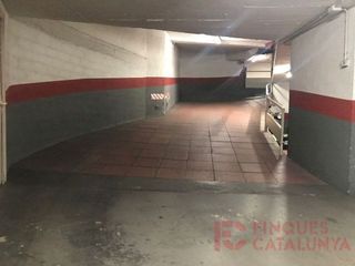 Garaje en venta en Eixample Nord – La Devesa en Girona