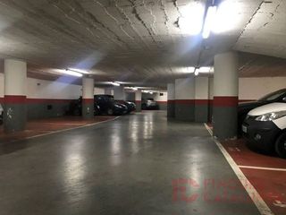 Garaje en venta en Eixample Nord – La Devesa en Girona