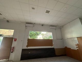 Local comercial en alquiler en La Laguna en Cádiz