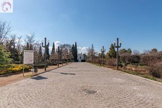 Piso en venta en Camino de Ronda - Rosaleda en Granada