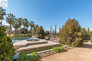 Piso en venta en Camino de Ronda - Rosaleda en Granada