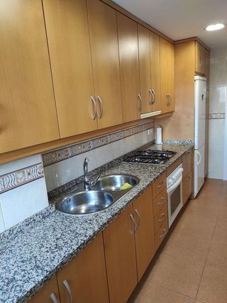 Piso en alquiler en Santa Rosa - Valdeolleros en Córdoba