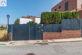 Chalet en venta en Alhendín