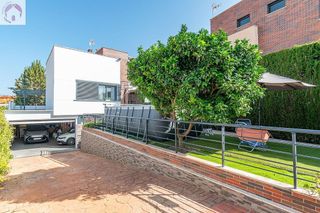 Chalet en venta en Alhendín