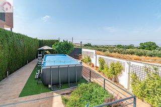 Chalet en venta en Alhendín