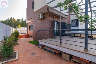 Chalet en venta en Alhendín