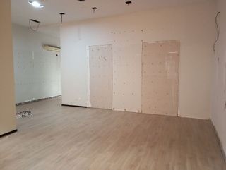 Local comercial en alquiler en Centre en Reus