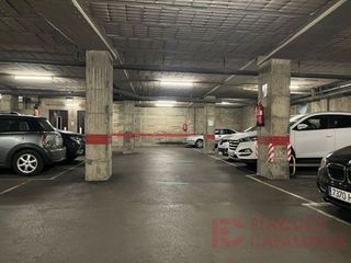 Garaje en venta en Eixample Nord – La Devesa en Girona