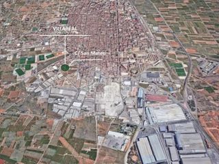 Terreno en venta en Avda. Alemania - Italia en Villarreal