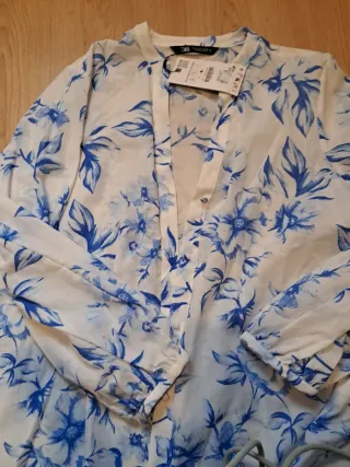 Camisa Zara Estampada Flores Azul Talla L